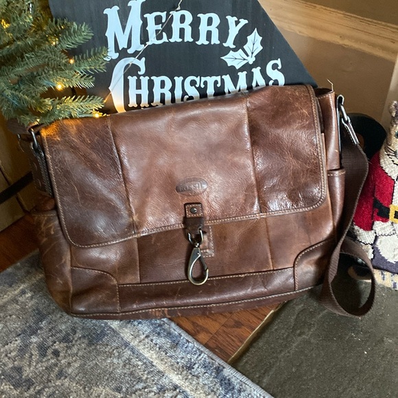 FOSSIL CROSSBODY LAPTOP CASE “FIELD SATCHEL” - Picture 1 of 4